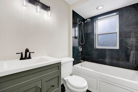 Tiny photo for 851 W Belle Plaine Avenue #2W, Chicago, IL 60613 (MLS # 12593415)