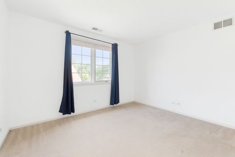 Tiny photo for 303 Reserve Circle, Clarendon Hills, IL 60514 (MLS # 12515650)