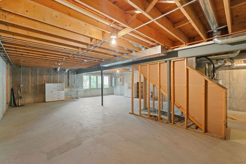 Tiny photo for 303 Reserve Circle, Clarendon Hills, IL 60514 (MLS # 12515650)