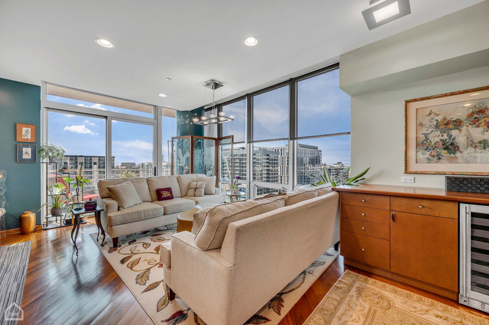 737 W Washington Boulevard 1208