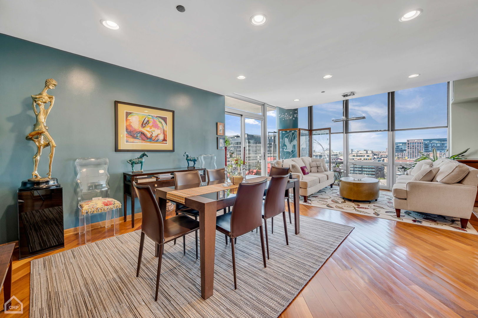 737 W Washington Boulevard 1208