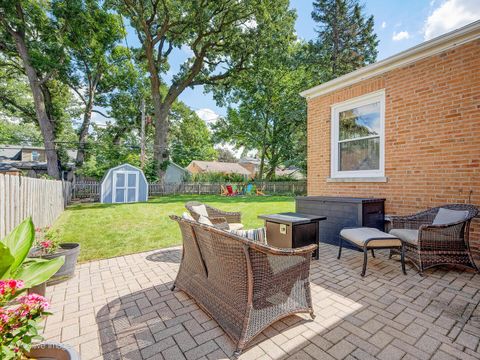Tiny photo for 737 N Spring Avenue, La Grange Park, IL 60526 (MLS # 12453570)