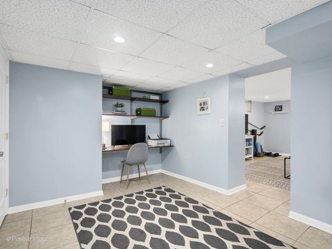 Tiny photo for 737 N Spring Avenue, La Grange Park, IL 60526 (MLS # 12453570)