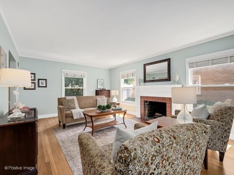 Tiny photo for 737 N Spring Avenue, La Grange Park, IL 60526 (MLS # 12453570)