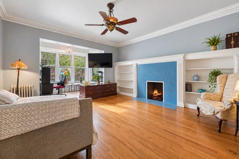 Tiny photo for 5330 S Hyde Park Boulevard #1S, Chicago, IL 60615 (MLS # 12758590)