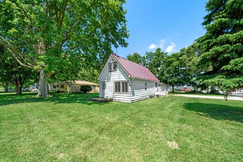 130 E Ann Street Somonauk IL 60552