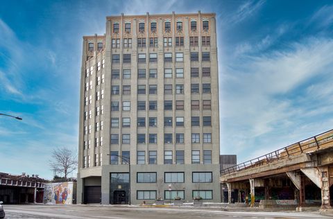 Photo of 1550 S Blue Island Avenue #1111, Chicago, IL 60608 (MLS # 12505414)