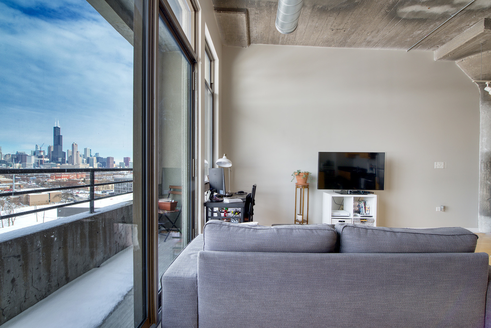 1550 S Blue Island Avenue 1111