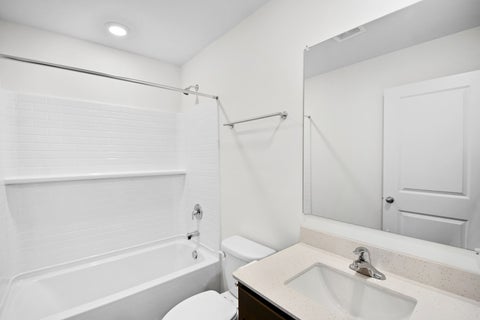 Tiny photo for 2129 Yellowstone Boulevard, Mundelein, IL 60060 (MLS # 12692111)