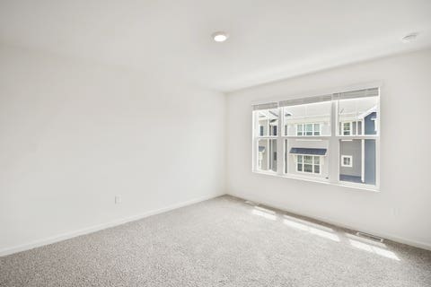 Tiny photo for 2129 Yellowstone Boulevard, Mundelein, IL 60060 (MLS # 12692111)