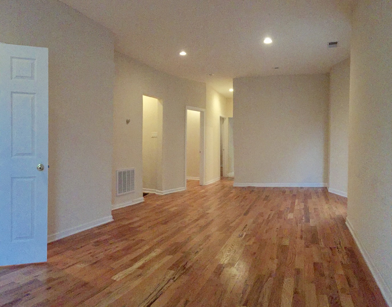 3552 W Palmer Street