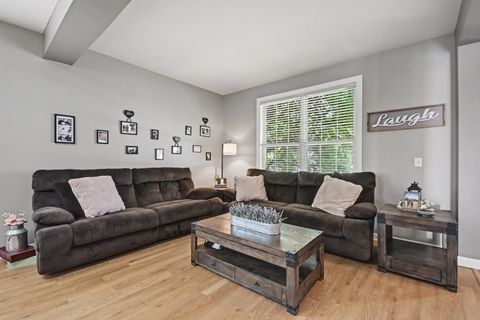 Tiny photo for 633 Briarcliff Drive, Minooka, IL 60447 (MLS # 12709588)