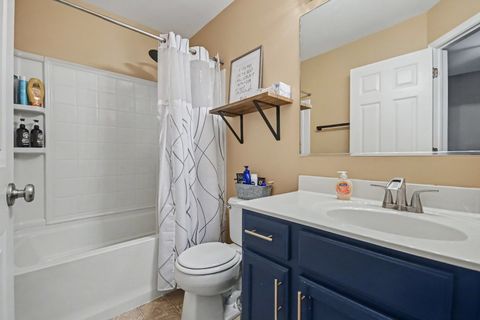 Tiny photo for 633 Briarcliff Drive, Minooka, IL 60447 (MLS # 12709588)
