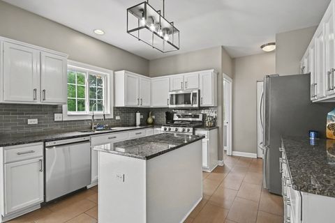 Tiny photo for 633 Briarcliff Drive, Minooka, IL 60447 (MLS # 12709588)
