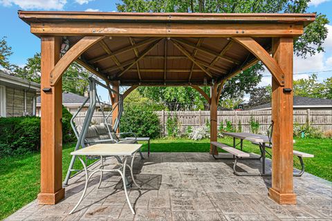 Tiny photo for 1210 Hosmer Street, Joliet, IL 60435 (MLS # 12486203)