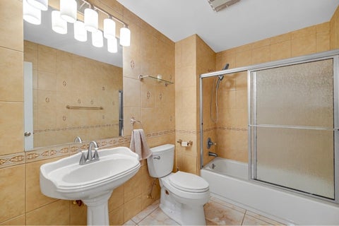 Tiny photo for 20651 N Horatio Boulevard, Lincolnshire, IL 60069 (MLS # 12575843)