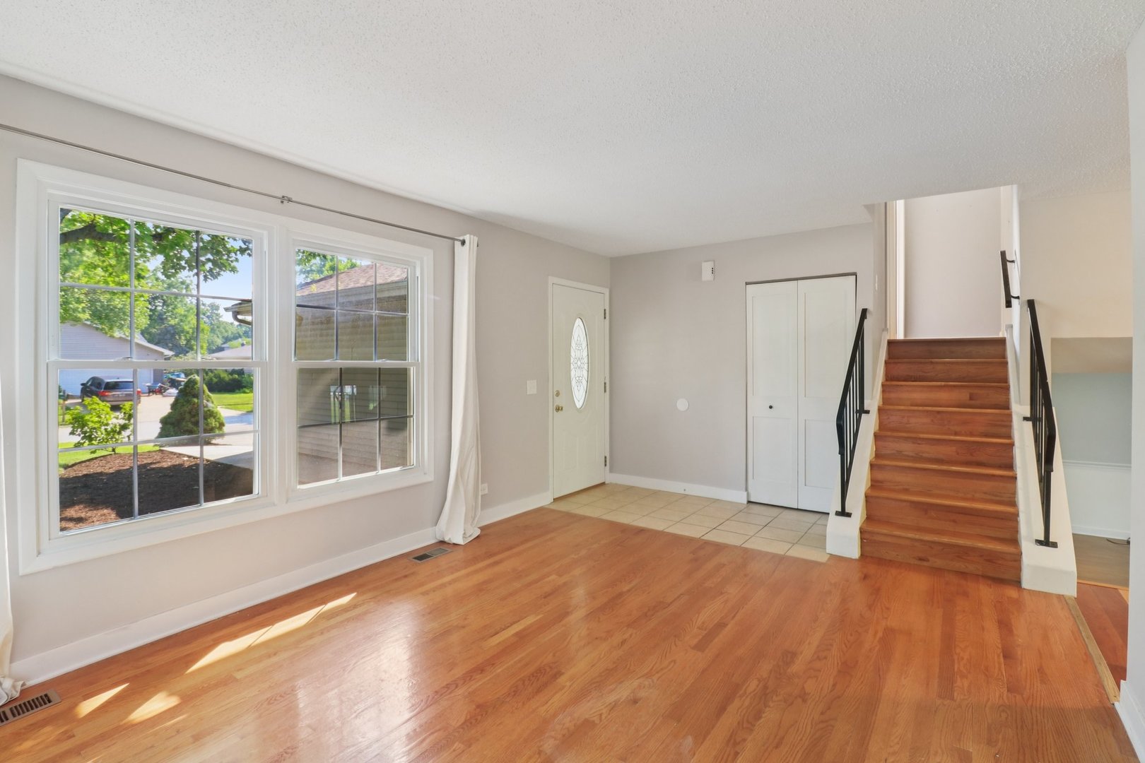 30W115 Greenbrook Court