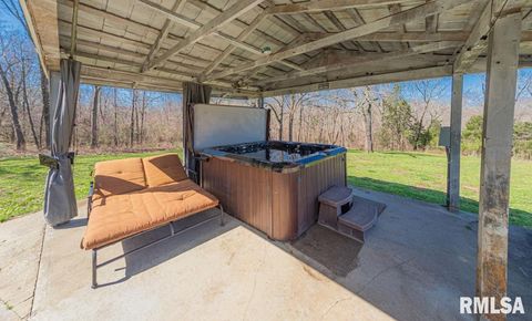 Tiny photo for 490 Beech Hollow Road, Harrisburg, IL 62946 (MLS # EB456849)