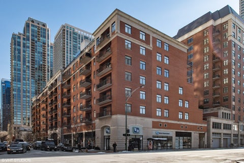 Photo of 33 W HURON Street #607, Chicago, IL 60654 (MLS # 12795002)