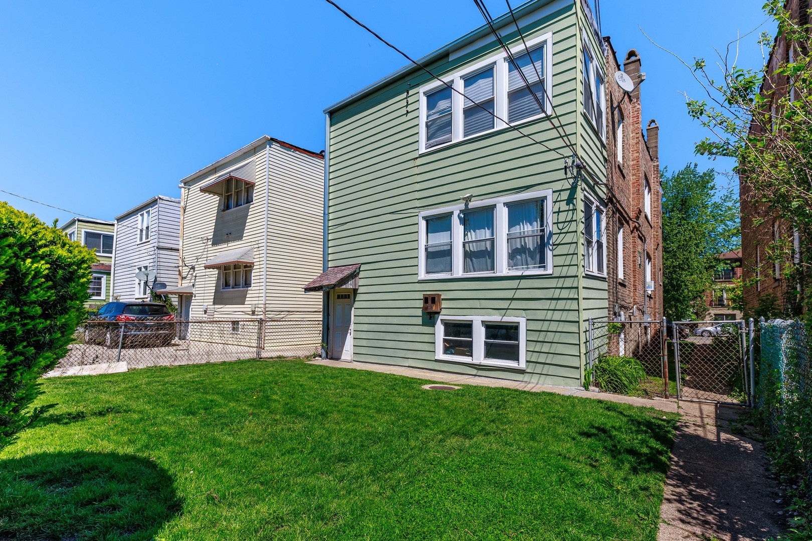 3430 Ridgeland Avenue