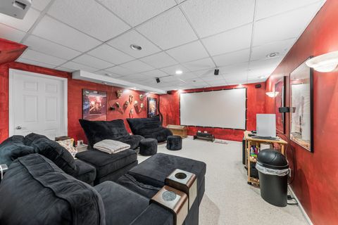 Tiny photo for 543 Sparrow Court, Lindenhurst, IL 60046 (MLS # 12583692)