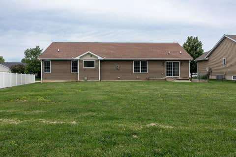 Tiny photo for 2303 Slade Lane, Mahomet, IL 61853 (MLS # 12677664)