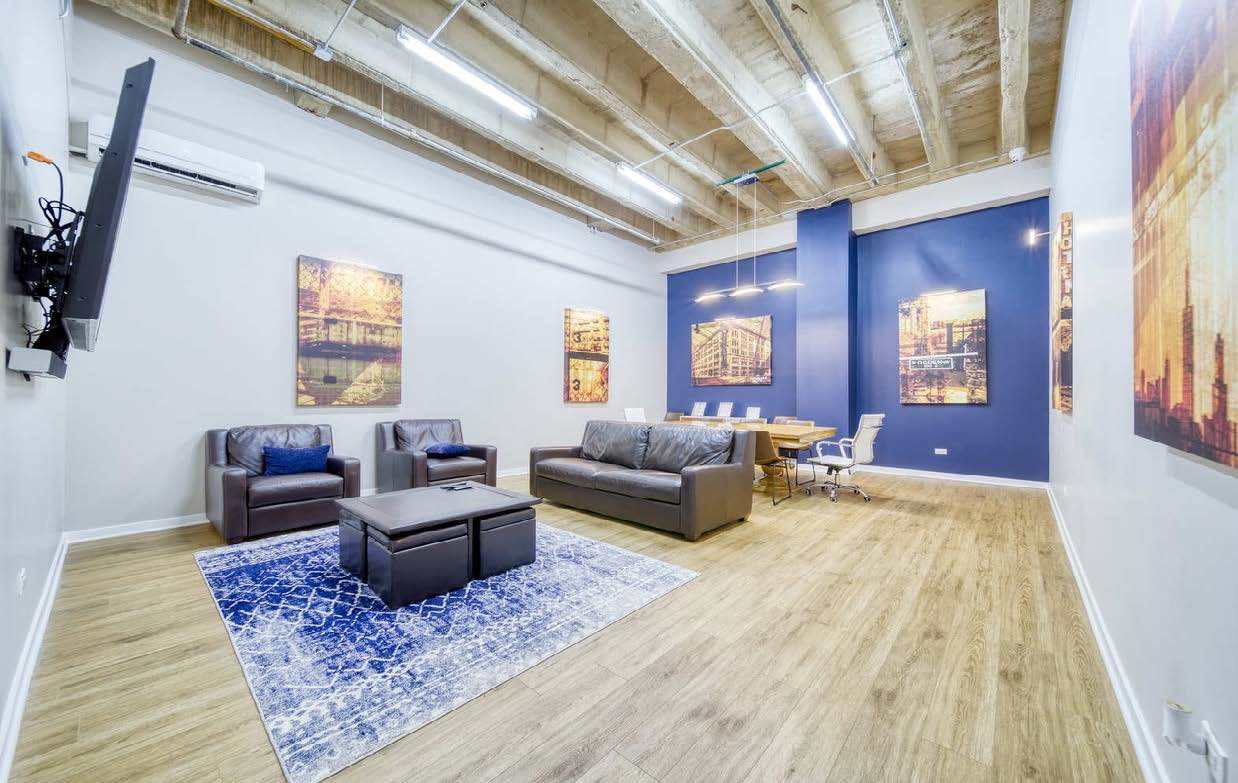 1645 W Ogden Avenue 607