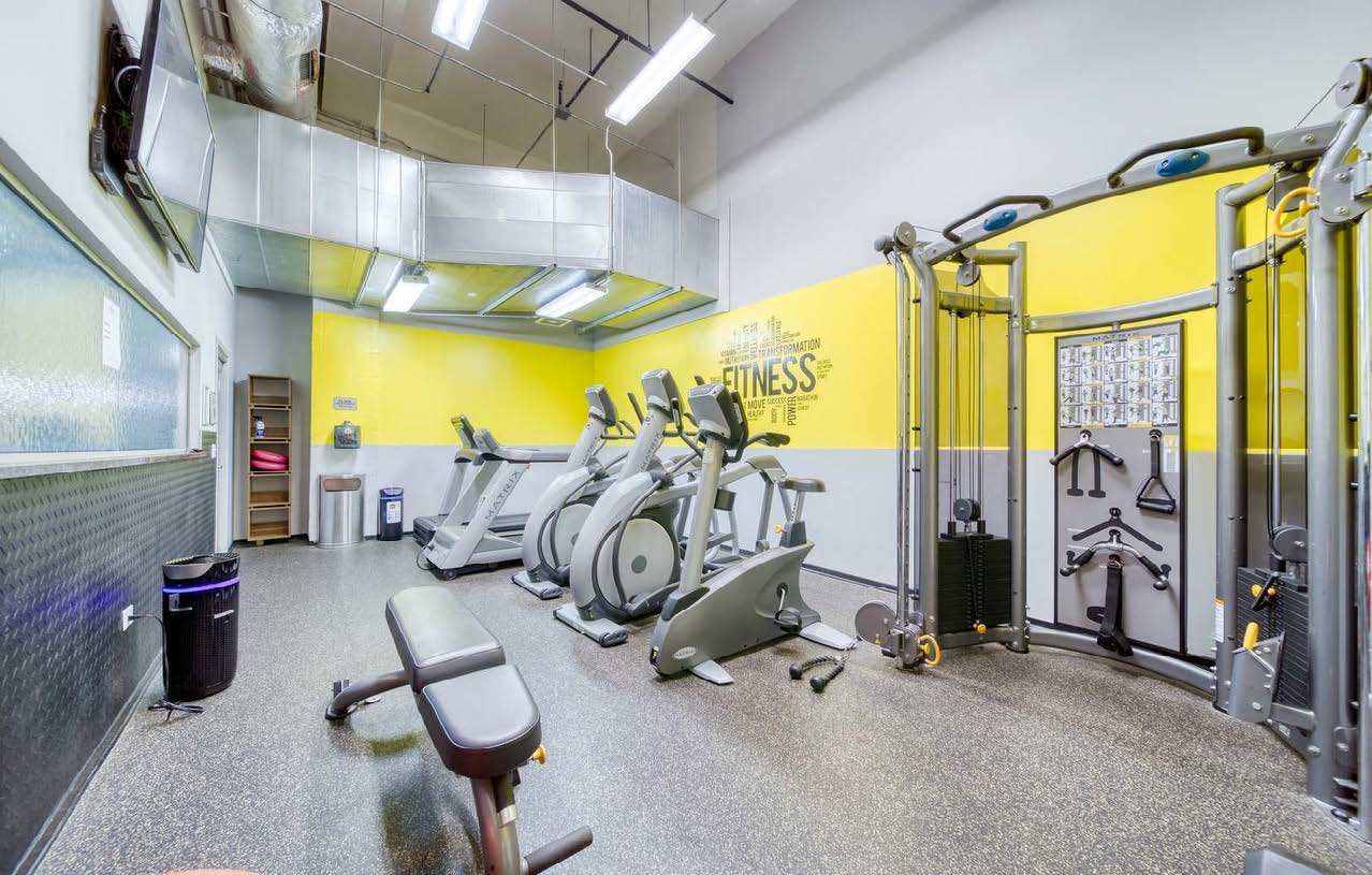 1645 W Ogden Avenue 607