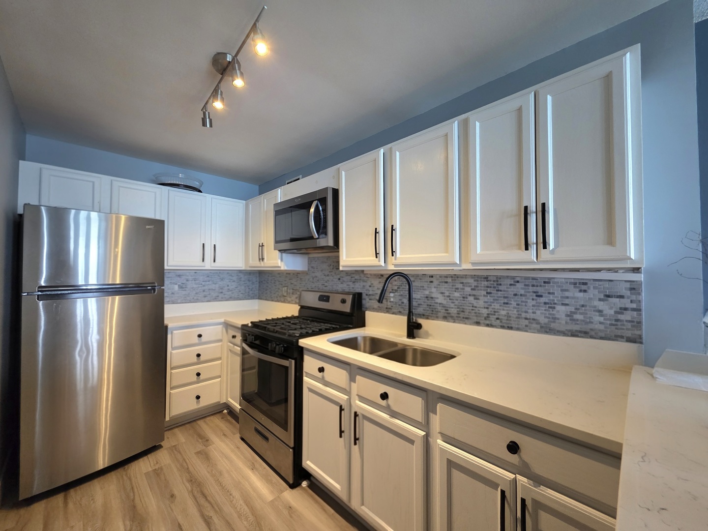 6700 S South Shore Drive 18K
