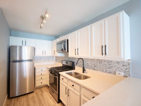 Photo of 6700 S South Shore Drive #18K, Chicago, IL 60649 (MLS # 12385968)