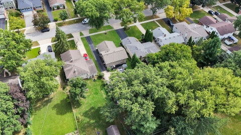 Tiny photo for 130 S Milton Avenue, Glen Ellyn, IL 60137 (MLS # 12764774)