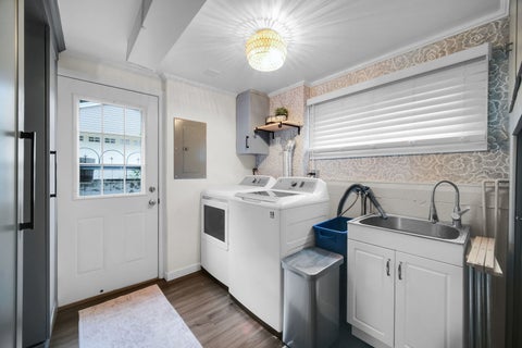 Tiny photo for 130 S Milton Avenue, Glen Ellyn, IL 60137 (MLS # 12764774)