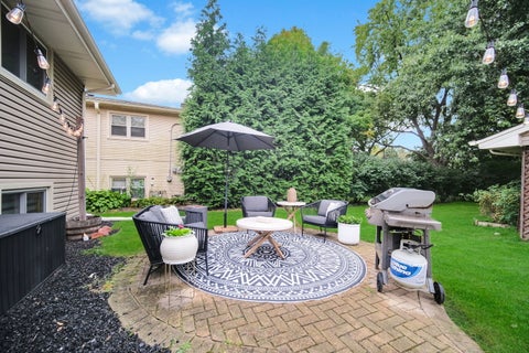 Tiny photo for 130 S Milton Avenue, Glen Ellyn, IL 60137 (MLS # 12764774)