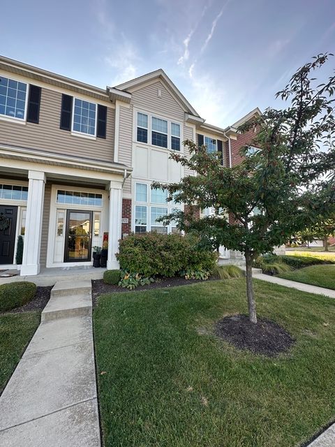 Photo of 15371 Sheffield Square Parkway, Orland Park, IL 60462 (MLS # 12510945)