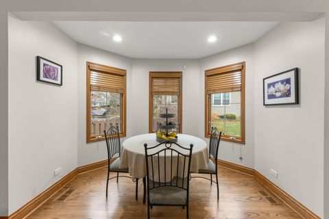 Tiny photo for 393 E 16th Place, Lombard, IL 60148 (MLS # 12541604)