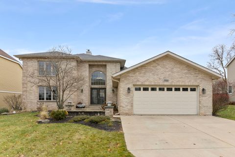 Photo of 393 E 16th Place, Lombard, IL 60148 (MLS # 12541604)