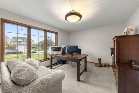 Tiny photo for 393 E 16th Place, Lombard, IL 60148 (MLS # 12541604)