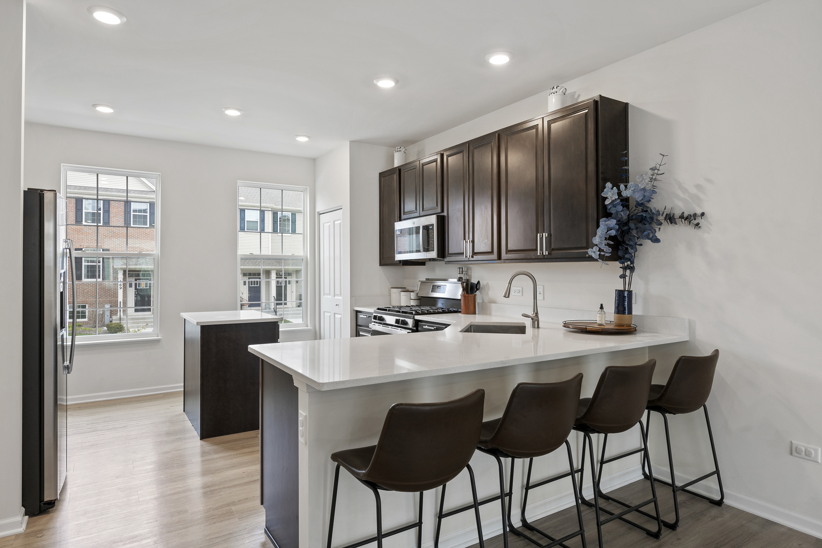 181 Lakeshore Drive