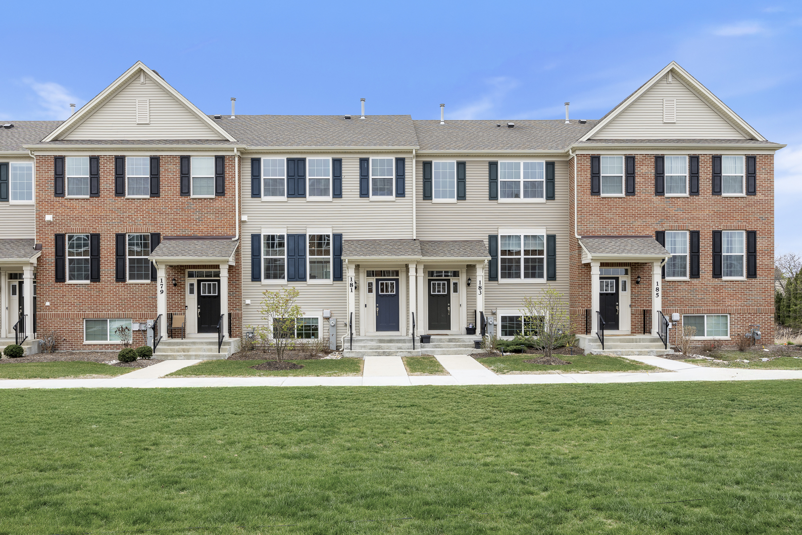 181 Lakeshore Drive