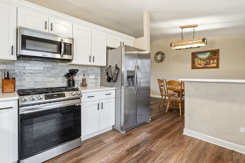 Tiny photo for 7654 W Moorefield Drive, Frankfort, IL 60423 (MLS # 12633024)