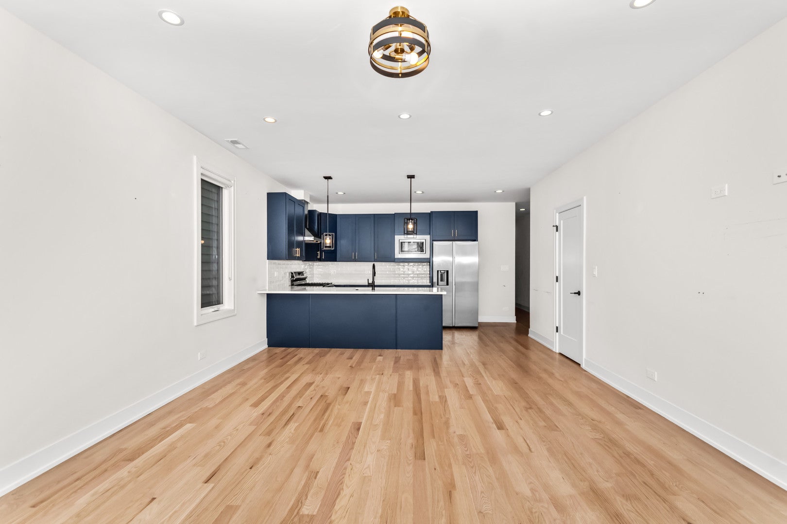 1738 W 17th Street 2
