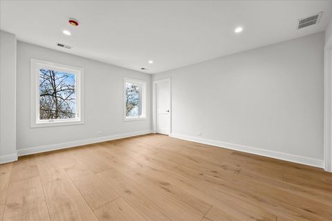 Tiny photo for 22 Lakeview Terrace, Highland Park, IL 60035 (MLS # 12481895)