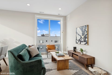 Tiny photo for 2342 W Adams Street #406, Chicago, IL 60612 (MLS # 12748292)