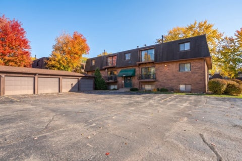 Tiny photo for 2501 26th Ct Avenue #1J, Rock Island, IL 61201 (MLS # 12717618)