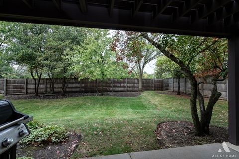 Tiny photo for 2950 NORTHAMPTON Drive #B1, Rolling Meadows, IL 60008 (MLS # 12473024)