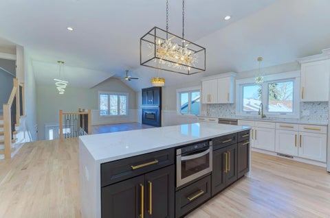 Tiny photo for 6519 W 82nd Street, Burbank, IL 60459 (MLS # 12682375)