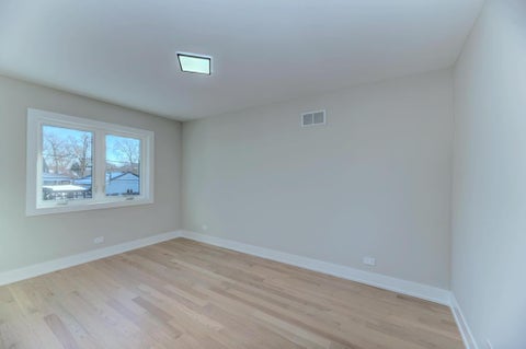 Tiny photo for 6519 W 82nd Street, Burbank, IL 60459 (MLS # 12682375)