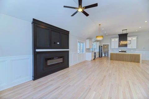 Tiny photo for 6519 W 82nd Street, Burbank, IL 60459 (MLS # 12682375)