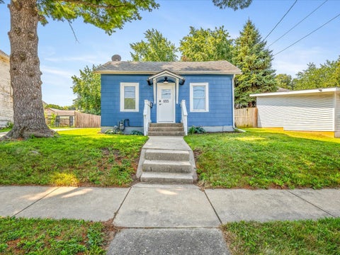 Tiny photo for 655 W Clark Street, Freeport, IL 61032 (MLS # 12736811)