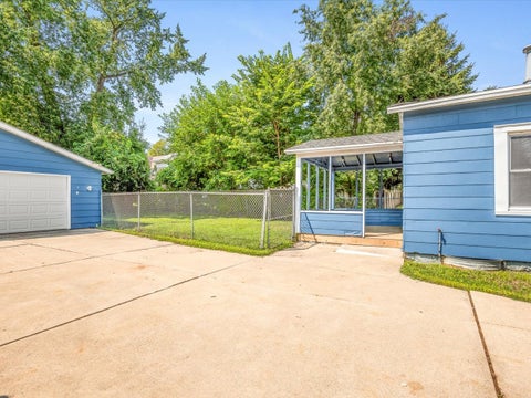 Tiny photo for 655 W Clark Street, Freeport, IL 61032 (MLS # 12736811)